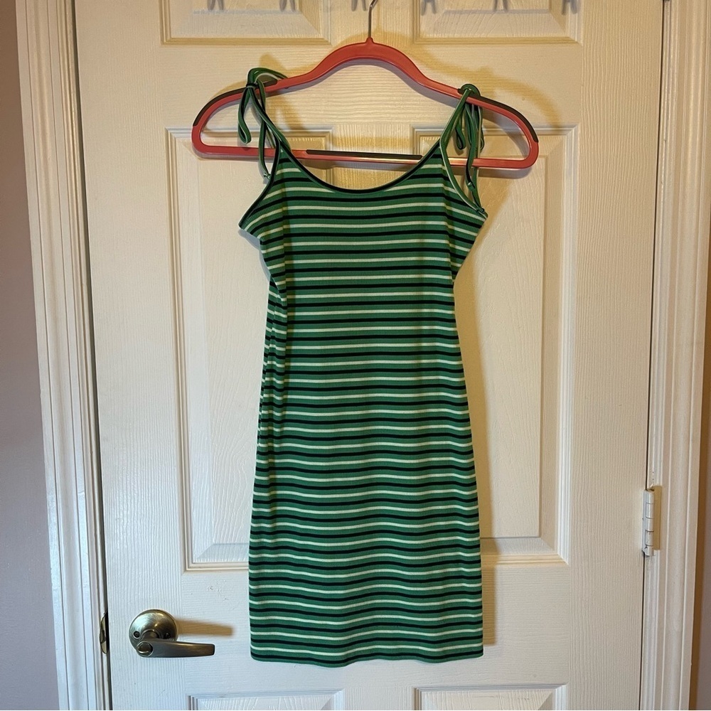 Tie shoulder sundress